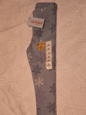 Cat & Jack Light Blue Snowflake Leggings